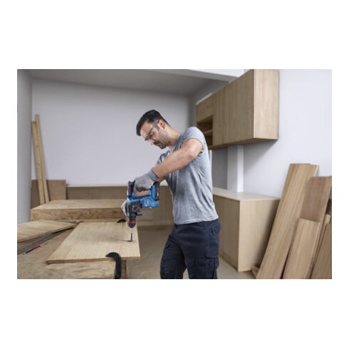 Bosch Akku-Bohrhammer mit ONECHUCK GBH 18V-18 X