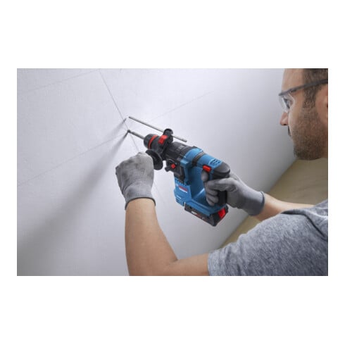 Bosch Akku-Bohrhammer mit ONECHUCK GBH 18V-18 X