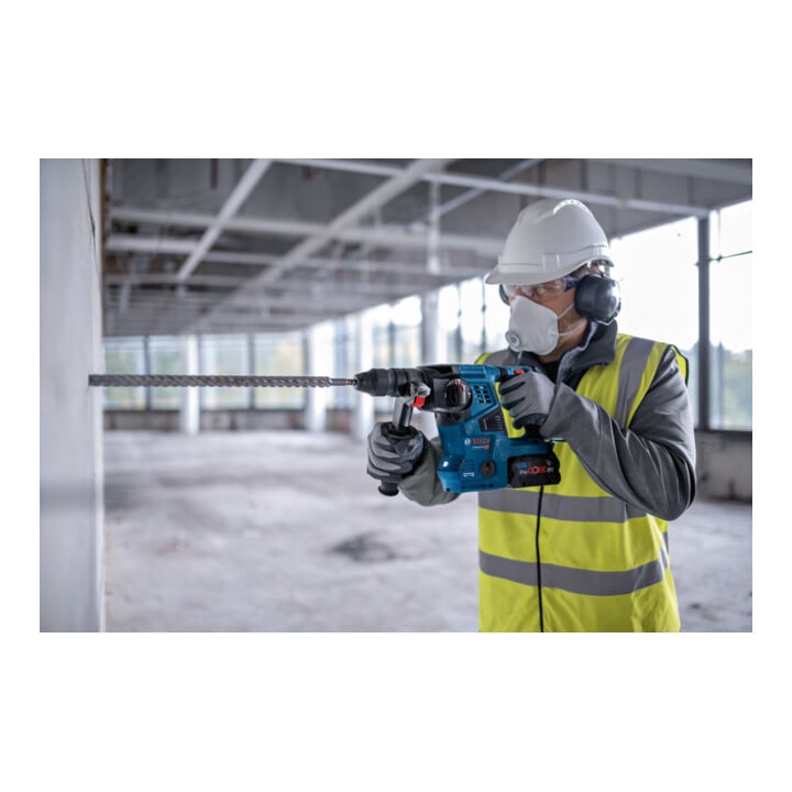 Bosch Akku-Bohrhammer mit SDS plus GBH 18V-28 CF,  L-BOXX 238, L-BOXX-Einlage