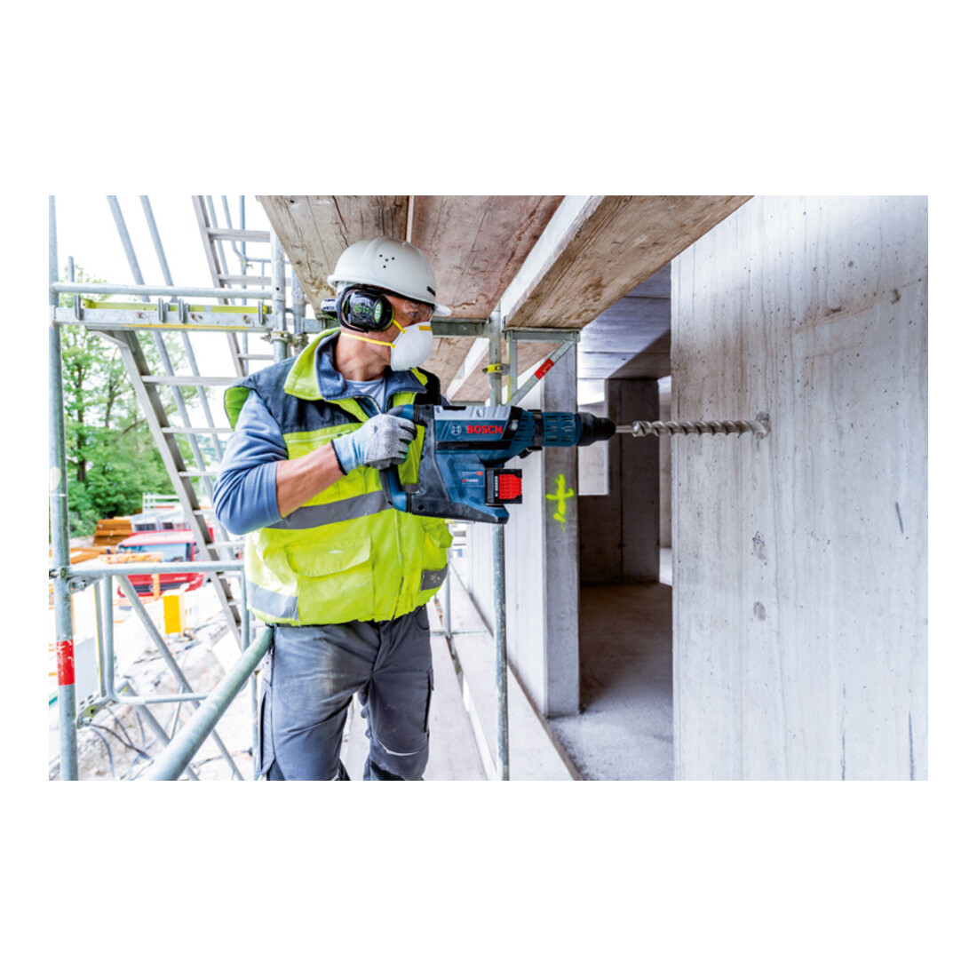 BOSCH Akku-Bohrhammer, Typ: GBH18V45C