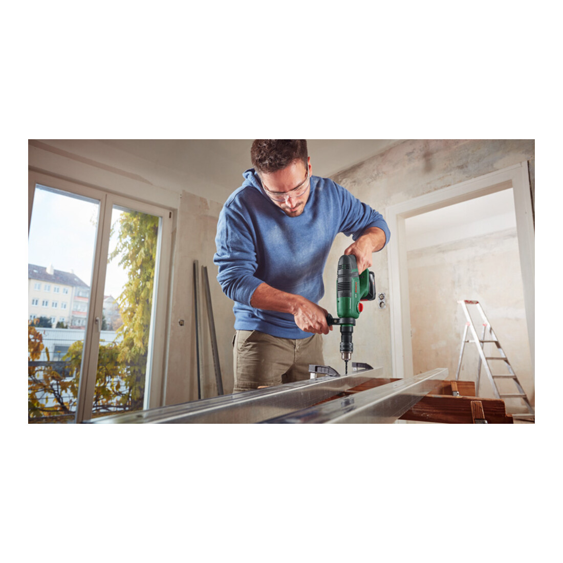 Bosch Akku-Bohrhammer UniversalHammer 18V, SDS-plus, Einzelschlagstärke 2,0 J