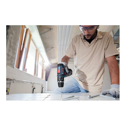 Bosch Akku-Bohrschrauber GSR 12V-15 mit 2 x 2,0 Ah Akku