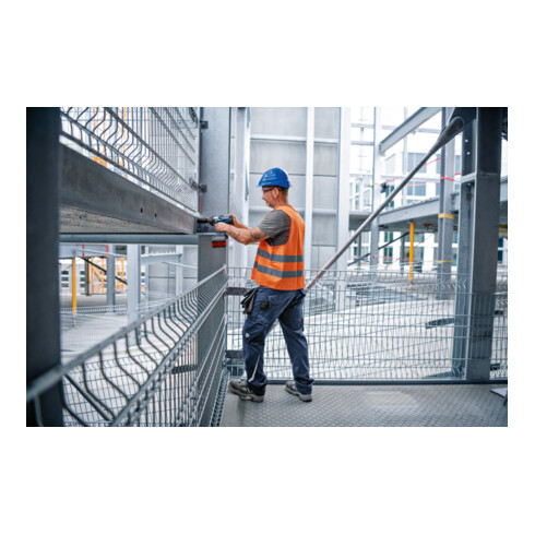 Bosch Akku-Drehschlagschrauber GDS 18V-1000 C in L-BOXX