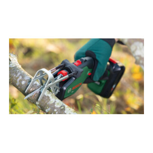 Bosch Akku-Gartensäge Keo