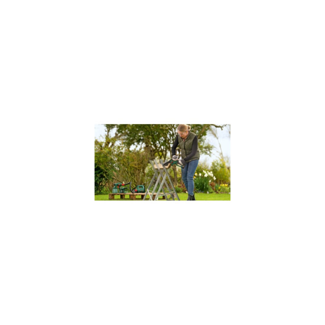 Bosch Akku-Kettensäge EasyChain 18V-15-7