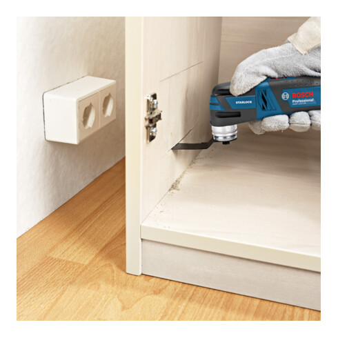 Bosch Akku-Multi-Cutter GOP 12V-28 mit 2 x 3,0 Ah Li-Ion Akku L-BOXX
