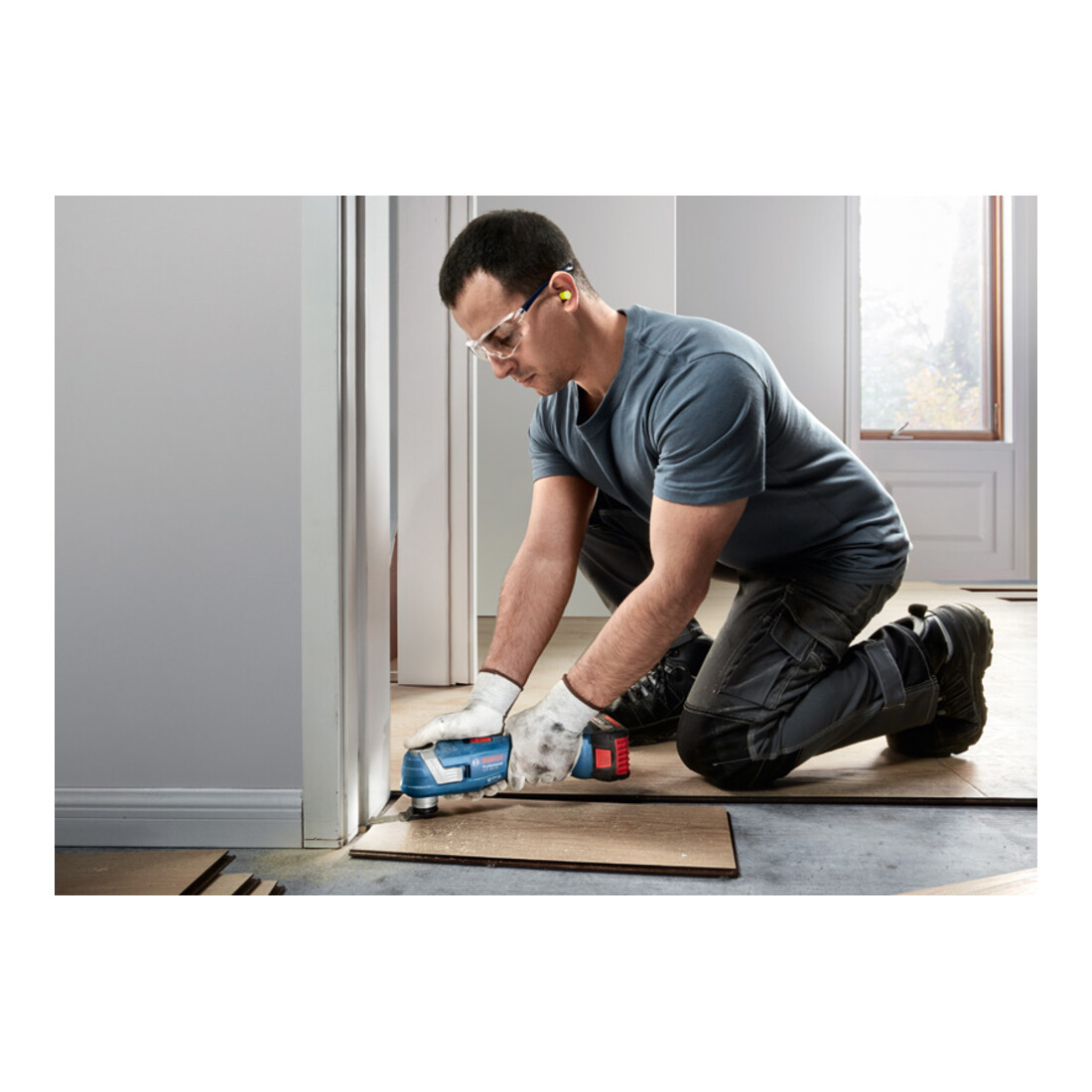 Bosch Akku-Multi-Cutter GOP 18V-34, im Karton