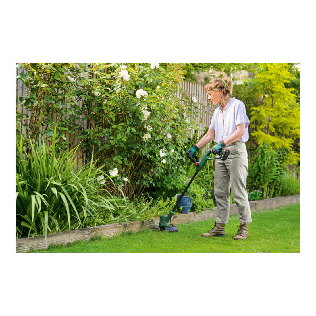 Bosch Akku-Rasentrimmer EasyGrassCut 18V-230