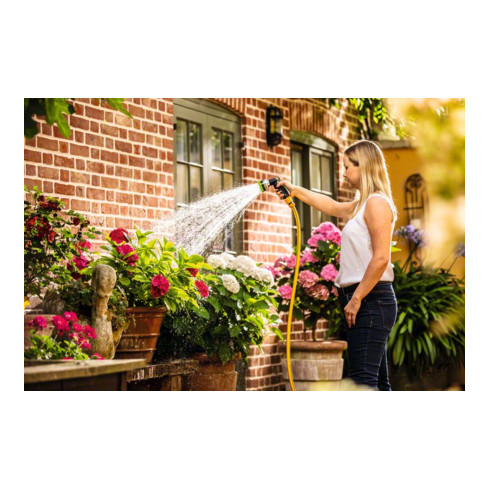Bosch Akku-Regenwasserpumpen GardenPump 18, Schlauch 2,5 m, Akku 18V 2,5Ah, Ladegerät