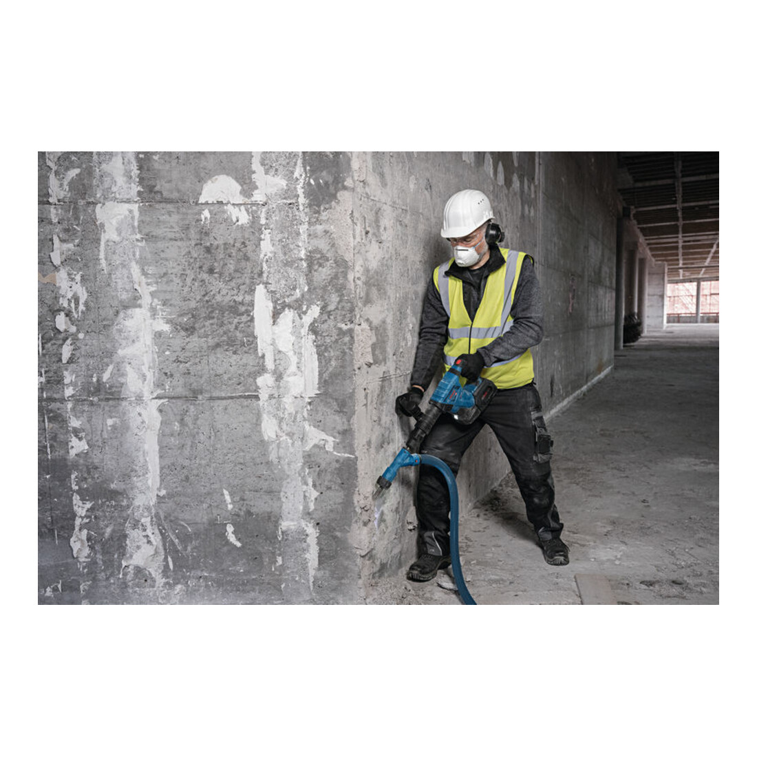 Bosch Akku-Schlaghammer mit SDS max GSH 18V-5 in XL-BOXX