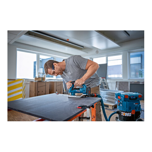 Bosch Akku-Stichsäge GST 18V-155 BC, 2 Akku Akku ProCORE18V 4.0Ah, Ladg. u. L-BOXX