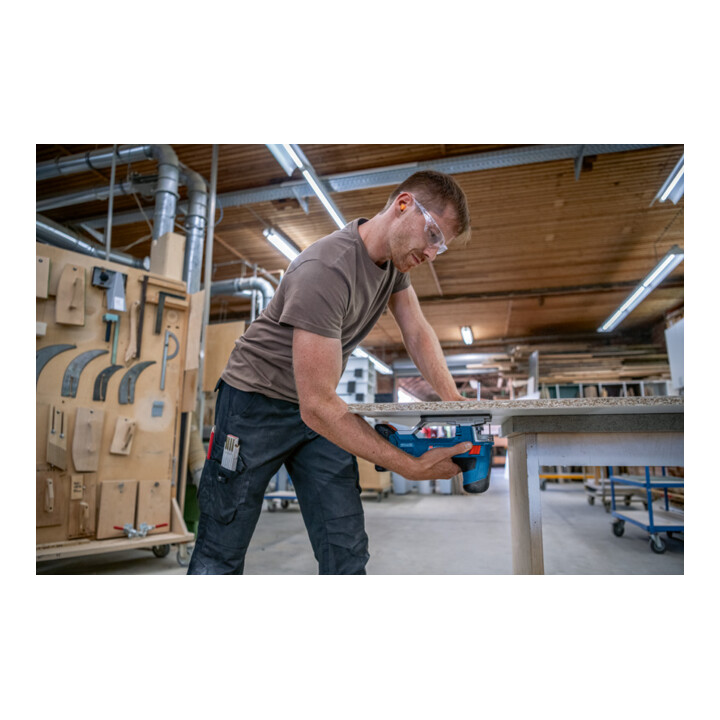 Bosch Akku-Stichsäge GST 18V-155 SC