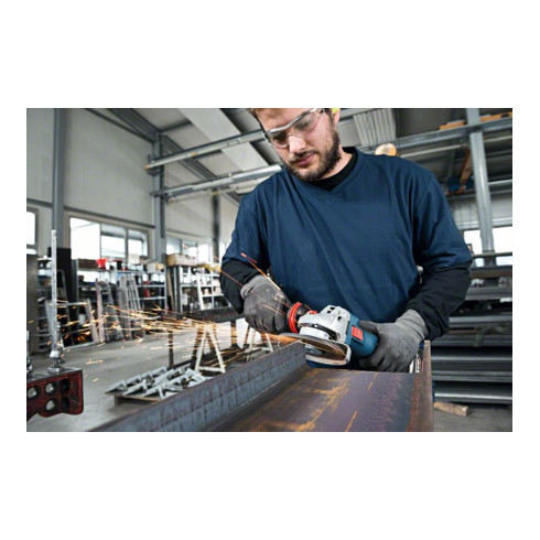 Bosch Akku-Winkelschleifer GWS 18V-10 C mit 2 x 5,0 Ah Li-Ion Akku L-BOXX
