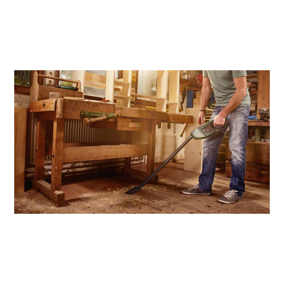 Bosch Aspiratore manuale EasyVac 12 a batteria