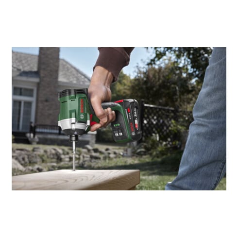 Bosch Avvitatore ad impulsi UID 18V-210, 1 x batteria PBA 18V 2.0Ah, valigetta da artigiano