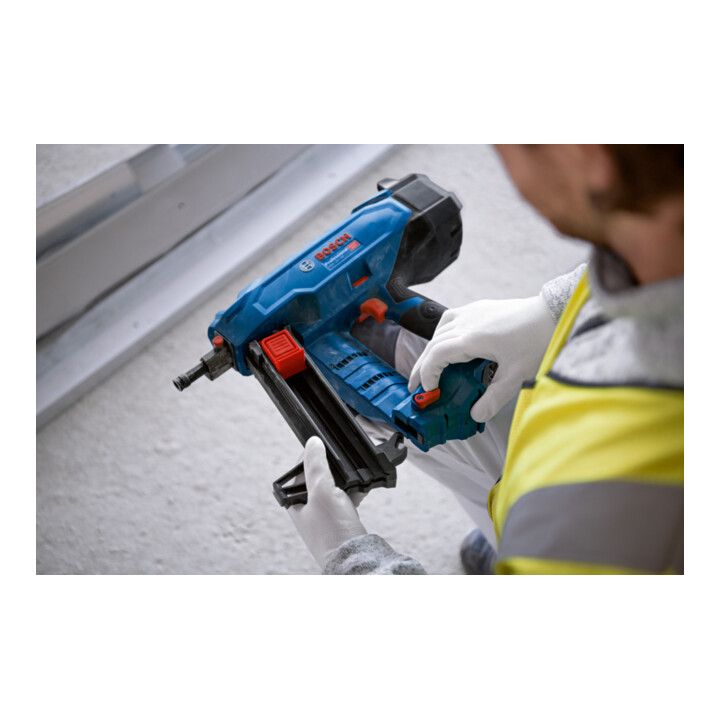 Bosch Cloueur à béton sans fil GNB 18V-38, XL-BOXX