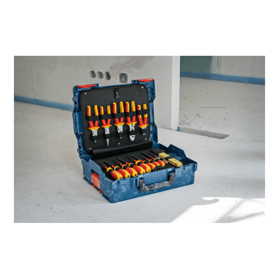 Bosch Combo Kit Valise d'électricien 37 pcs