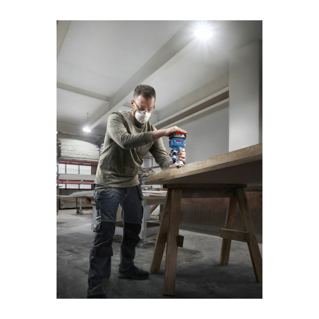 Bosch Défonceuse GLF 18V-8 en L-BOXX