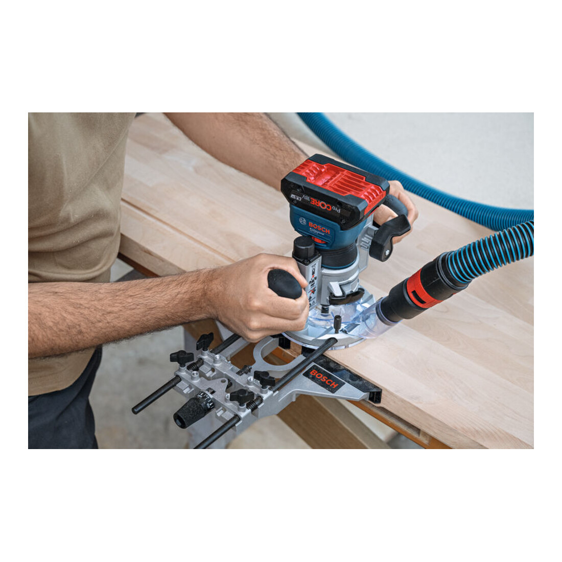 Bosch Défonceuse sans fil GKF 18V-8