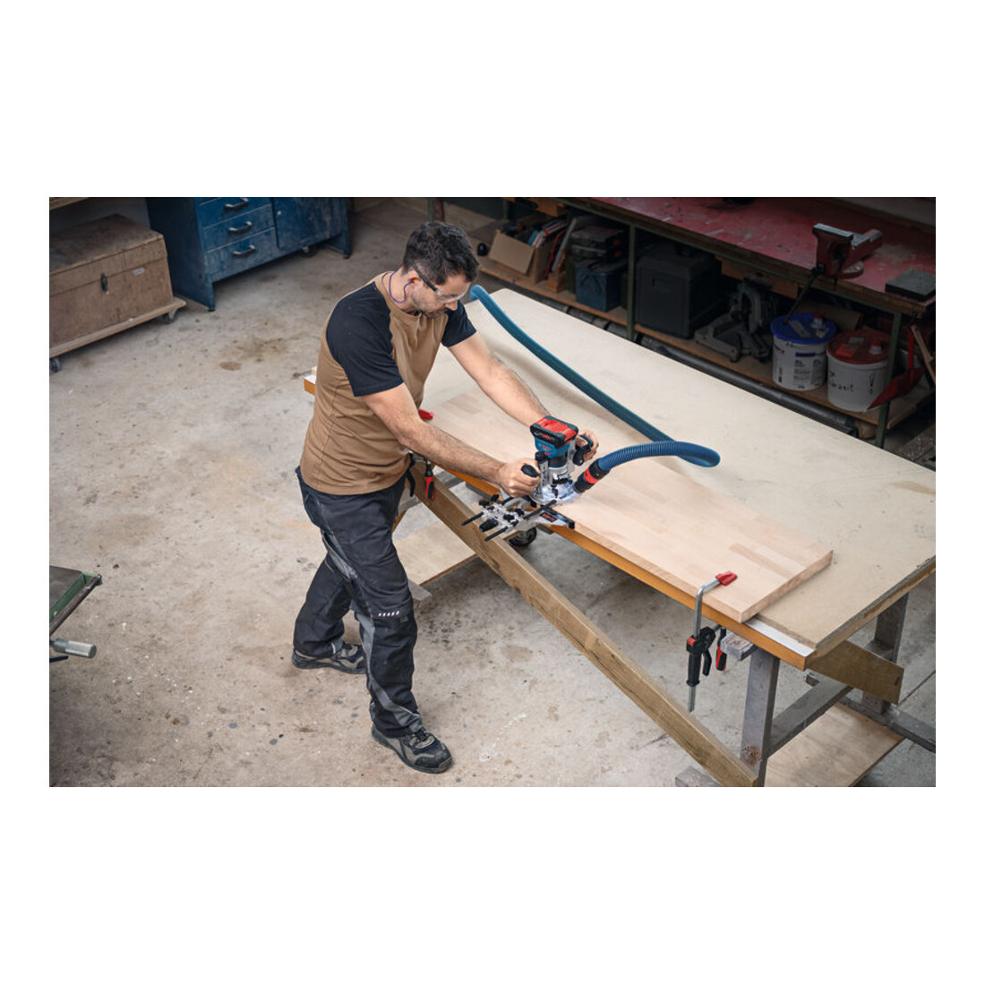 Bosch Défonceuse sans fil GKF 18V-8