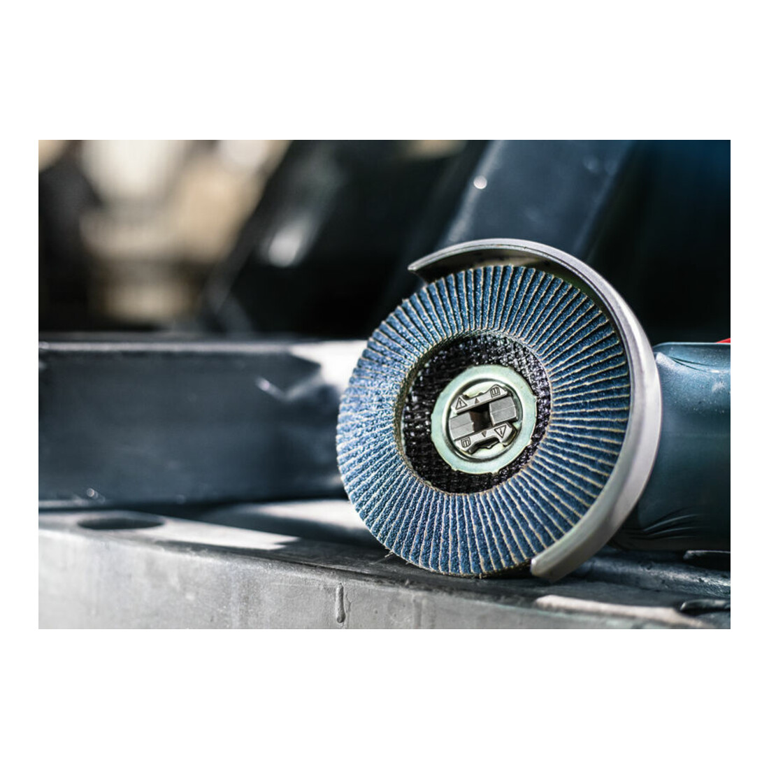 Bosch Disco lamellare X571 Best for Metal, angolato, fibra