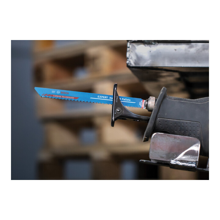 Bosch Expert ‘Hard Nail Pallets’ S 1122 CHM Säbelsägeblatt