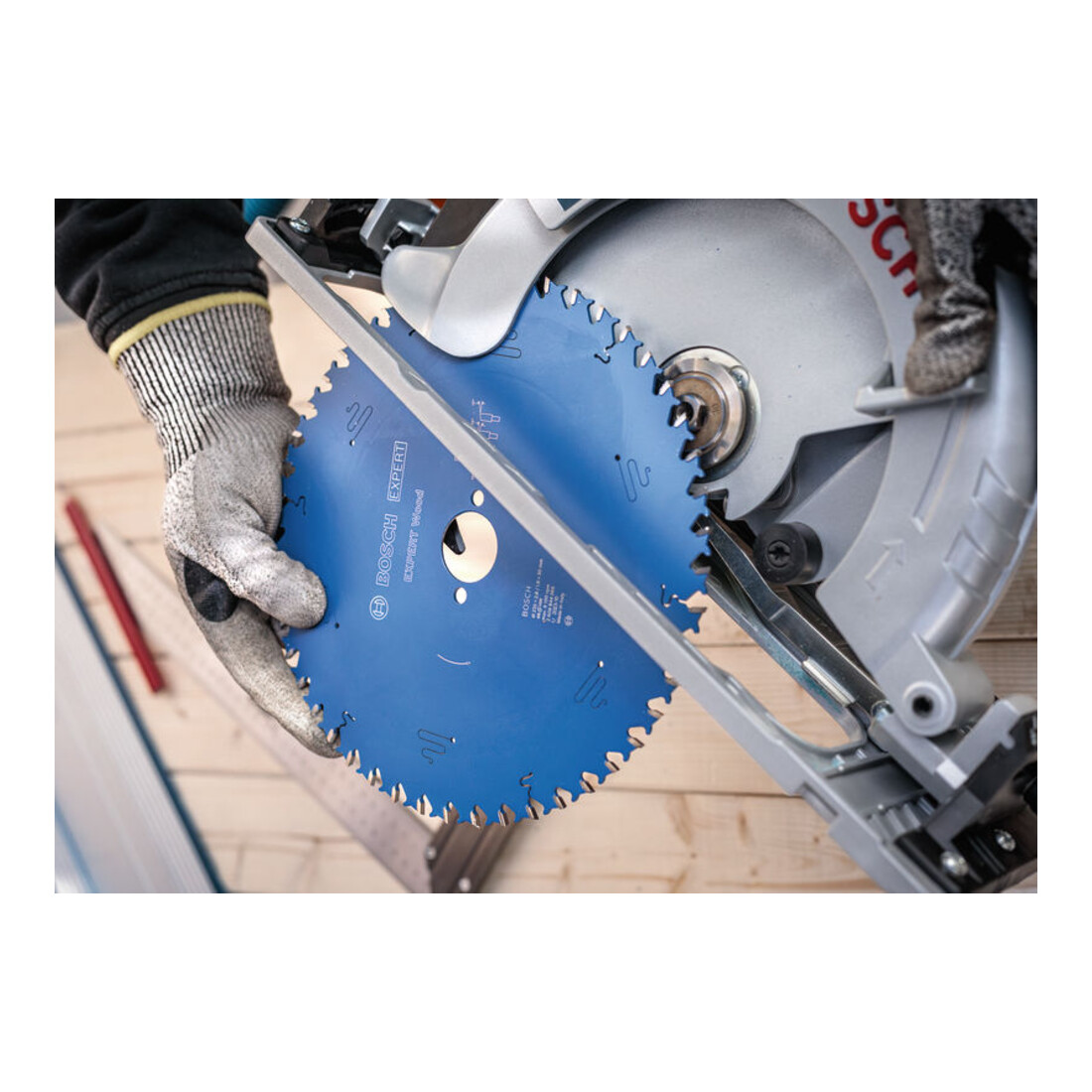 Bosch EXPERT Lama per sega circolare legno, 160x1,8x20 mm, Z24