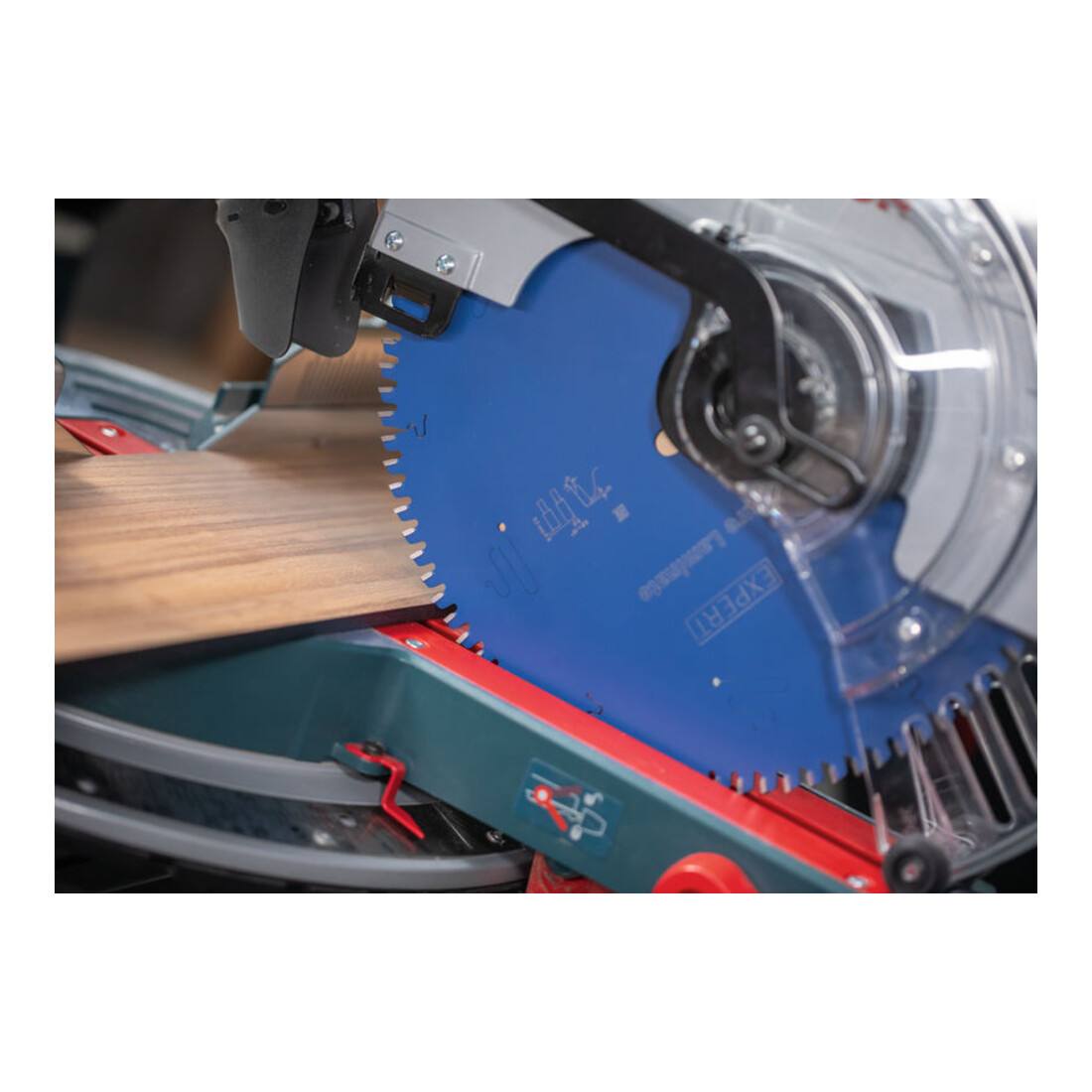 Bosch EXPERT Lame de scie circulaire stratifié haute pression, 260x30 mm, Z80