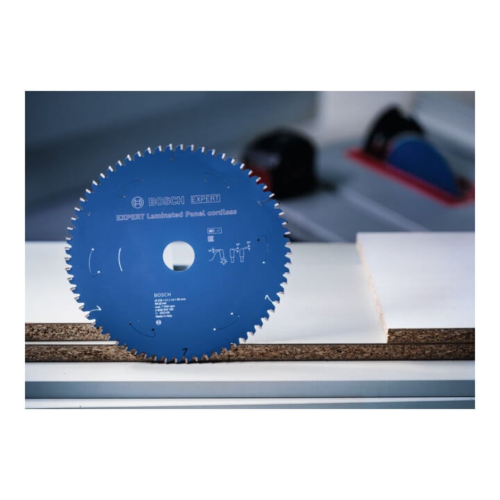 Bosch EXPERT Laminated Panel Kreissägeblatt, 210x2,1x30 mm, Z66
