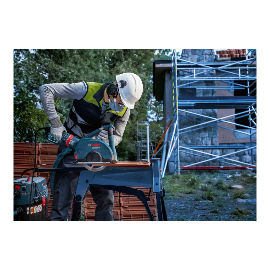 Bosch EXPERT MultiMaterial Diamanttrennscheiben, 230 x 22,23 x 2,4 x 15 mm