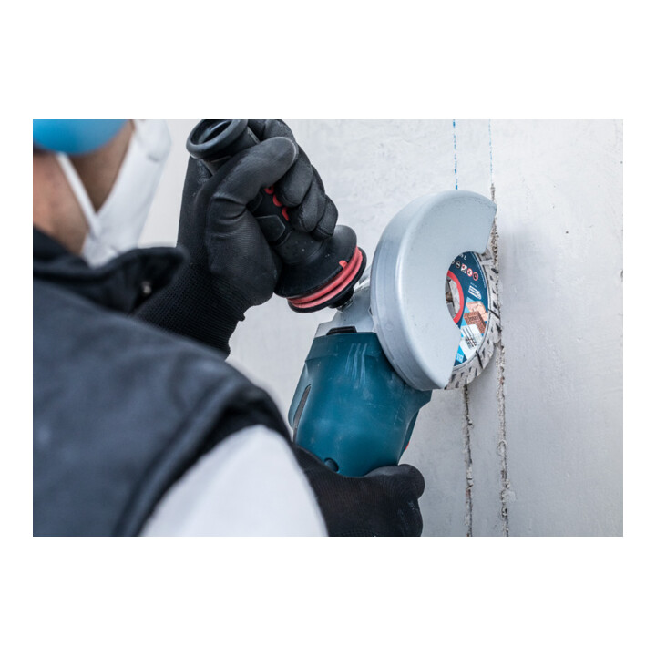 Bosch EXPERT MultiMaterial X-LOCK Diamanttrennscheiben 125 x 22,23 x 2,4 x 12mm für Winkelschleifer mit X-LOCK und mit Spannmutter