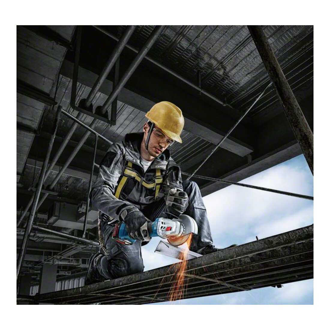 Bosch GWS 18V-7 accu haakse slijper in L-BOXX
