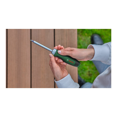 Bosch Handwerkzeuge Ratschenschraubendreher mit 18 Bits