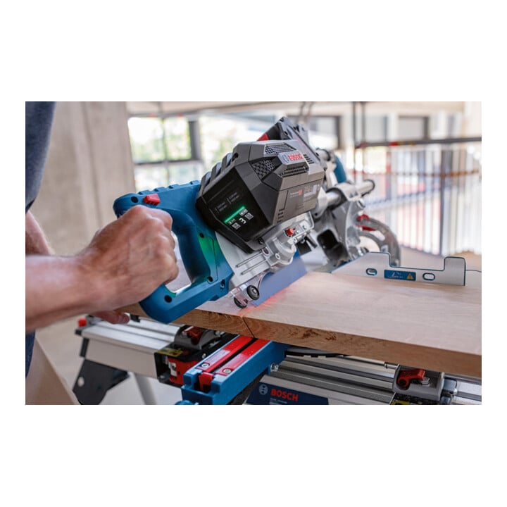 Bosch Kapp- und Gehrungssäge BITURBO Akku, Typ: GCM18216DC