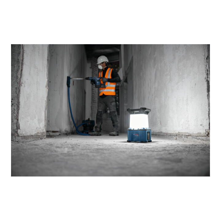 Bosch Lampe de chantier sans fil GLA 18VH-7500 + câble d'alimentation IEC