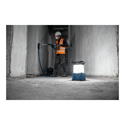 Bosch Lampe de chantier sans fil GLA 18VH-7500 + câble d'alimentation IEC