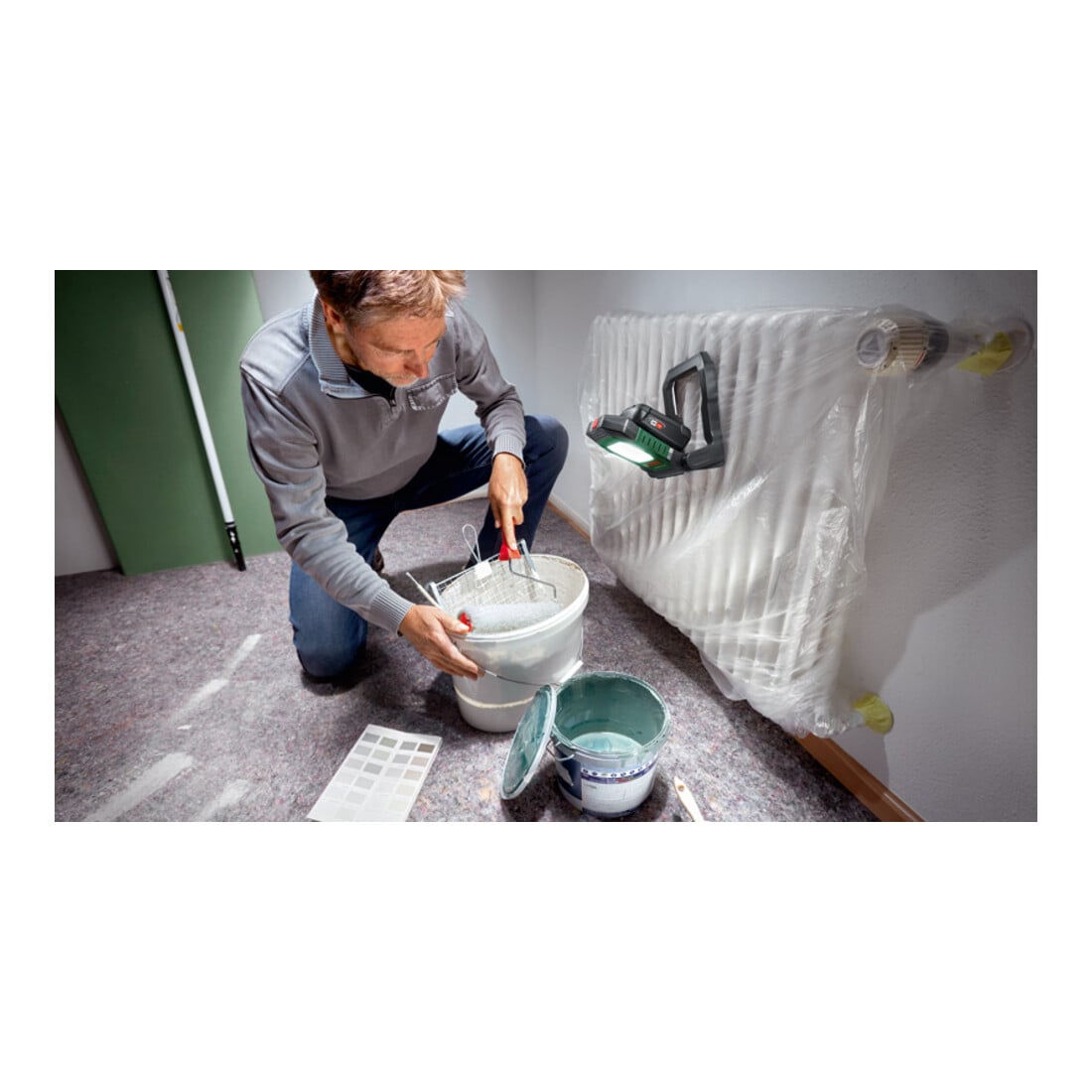 Bosch Lampe de travail LED sans fil 18V-2100 - sans batterie ni chargeur