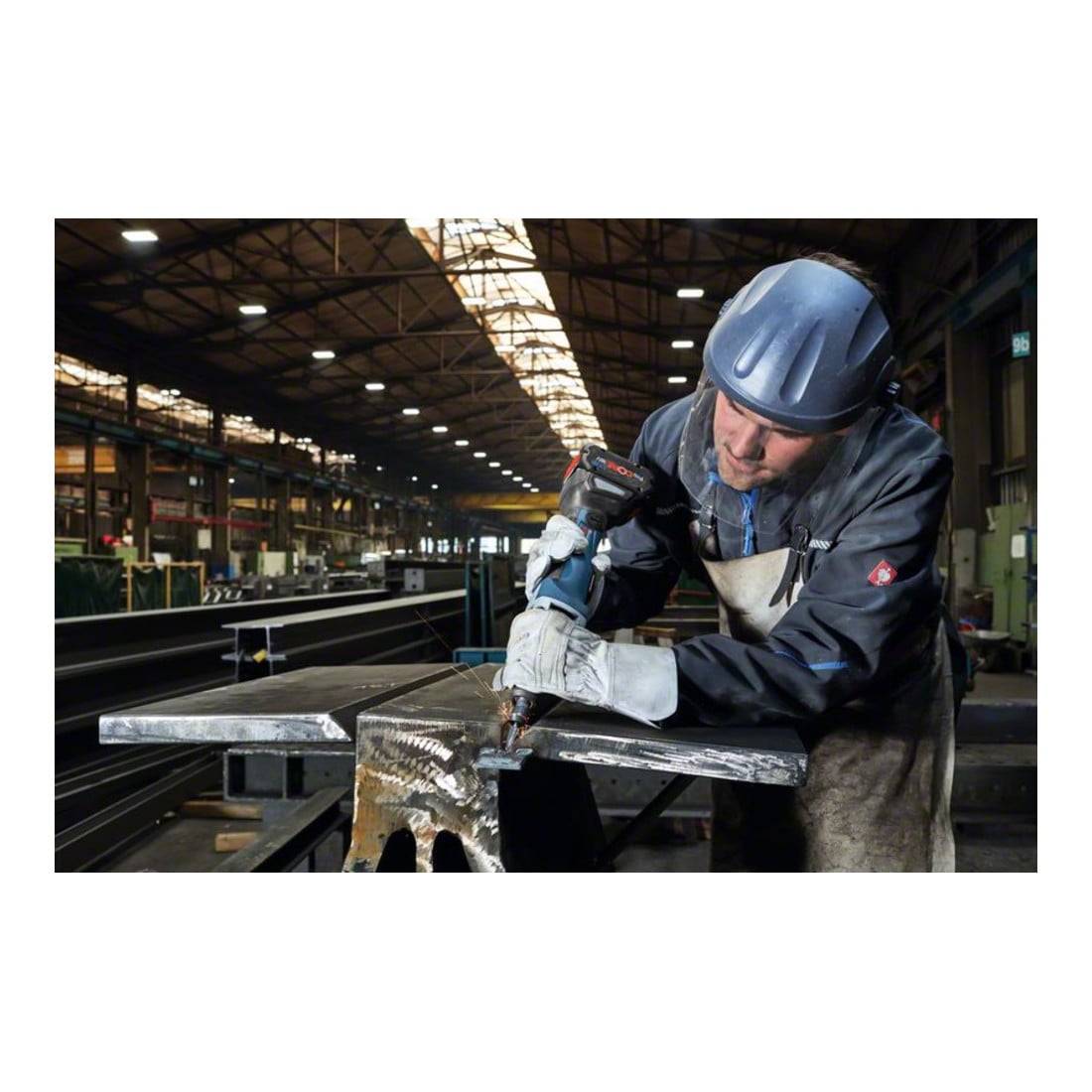 Bosch Levigatrice diritta a batteria GGS 18 V-23 LC