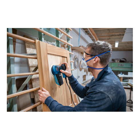 Bosch Levigatrice roto-orbitale GEX 125-1 AE, con 3 fogli abrasivi C470, in valigetta per professionisti