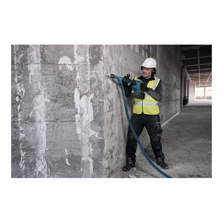 Bosch Marteau perforateur sans fil SDS max GSH 18V-5 dans XL-BOXX