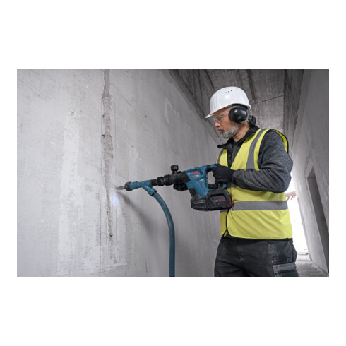 Bosch Marteau perforateur sans fil SDS max GSH 18V-5 dans XL-BOXX