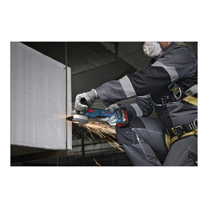 Bosch Meuleuse d’angle sans fil GWS 18V-8