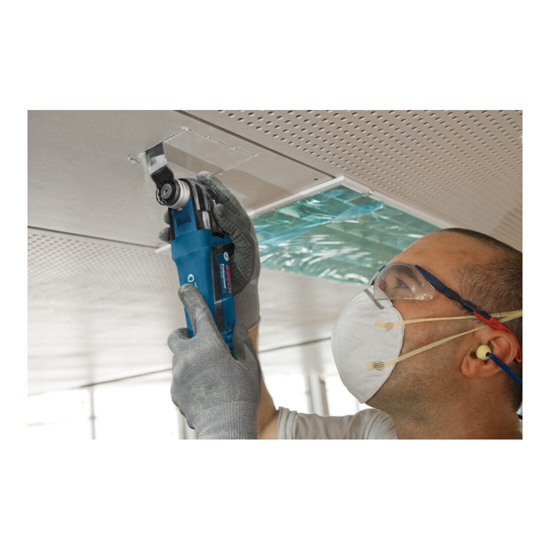 Bosch Multi-Cutter GOP 30-28 con accessori L-BOXX