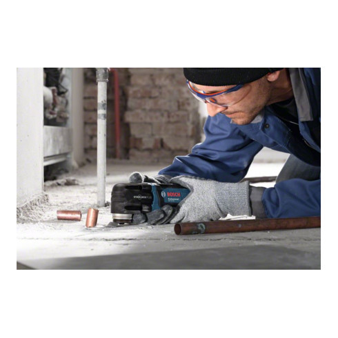 Bosch Multi-Cutter GOP 30-28 in kartonnen doos