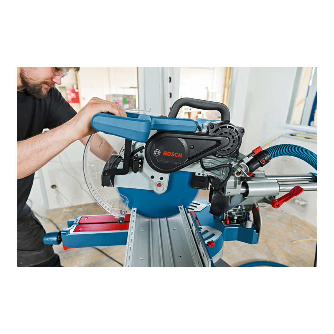 Bosch paneelzaag GCM 12 SDE