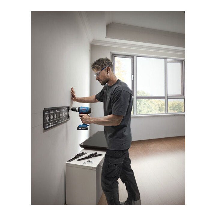 Bosch Perceuse-visseuse à percussion sans fil GSB 18V-25 en L-BOXX (solo ; L)
