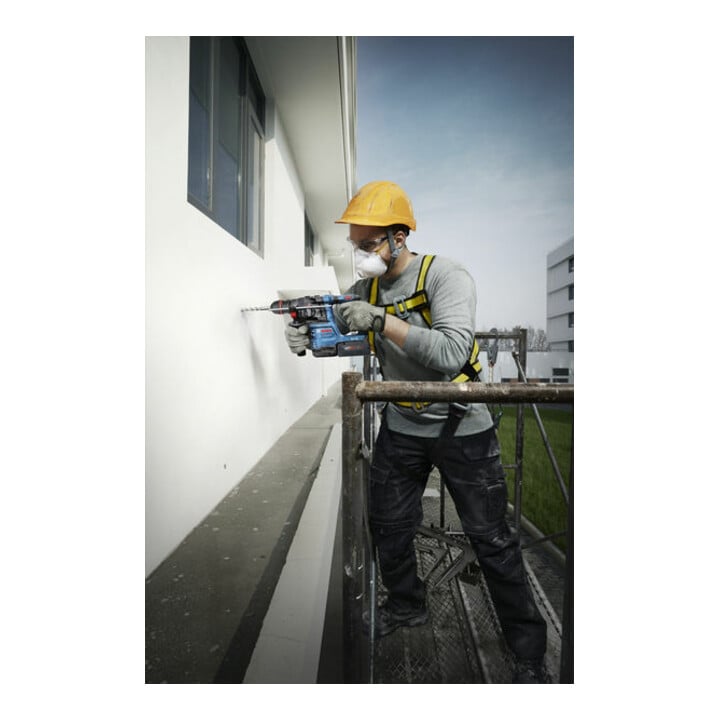 Bosch Perforateur sans fil avec ONECHUCK GBH 18V-22 X, 2 x batterie GBA 18V 4.0Ah en L-BOXX 136
