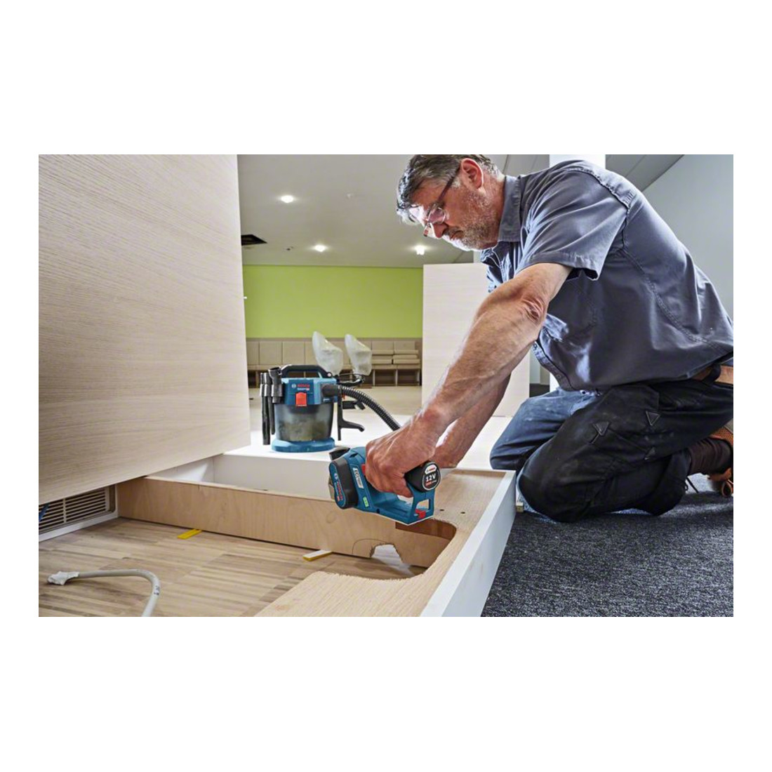 Bosch Pialla a batteria GSC 12 V-20 Solo Version L-BOXX