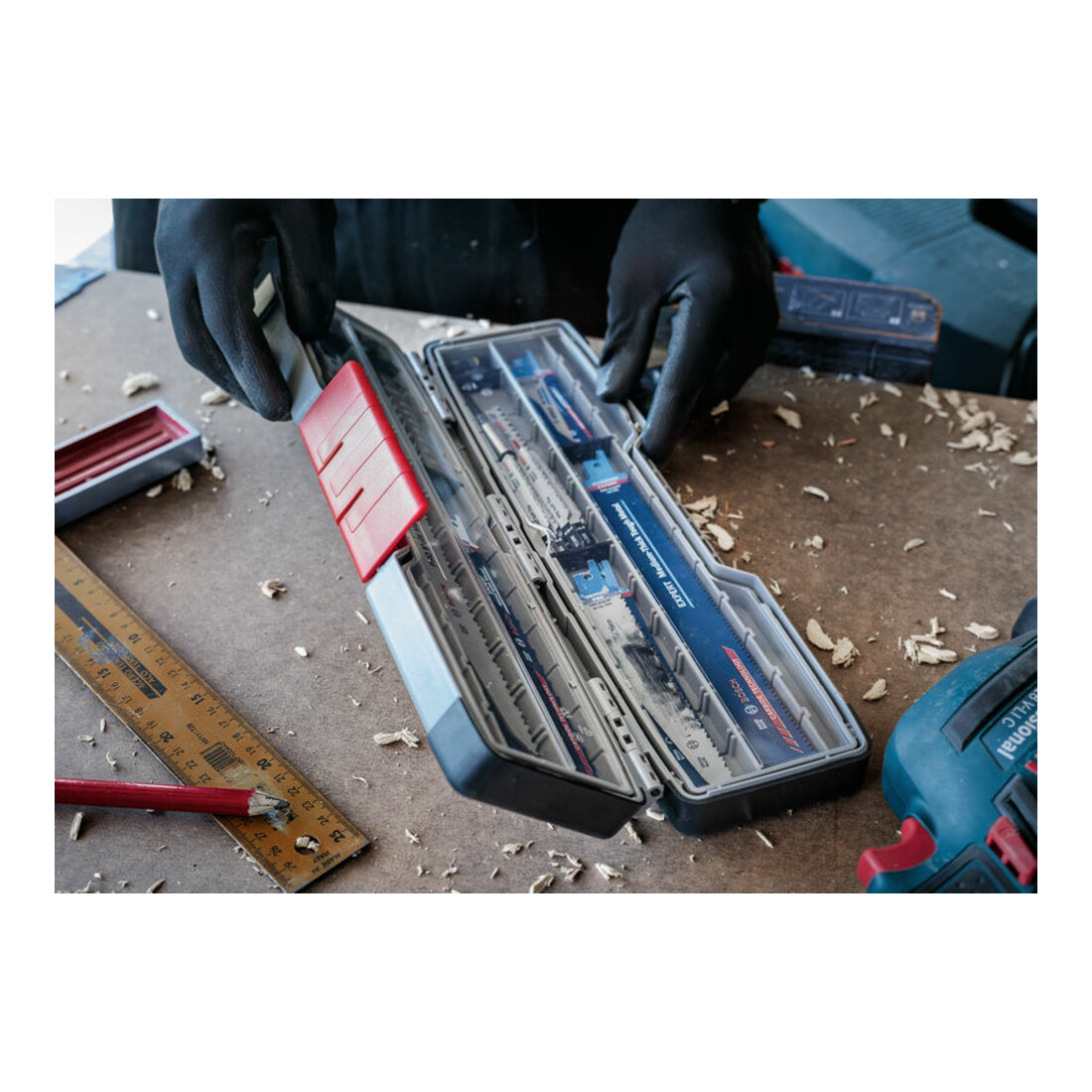 Bosch PRO Tough Box Small für Zubehör, 43 x 87 x 210 mm