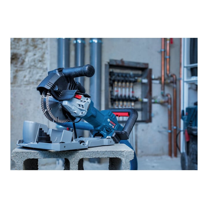 Bosch Rainureuse murale GNF20-40 en L-BOXX 2000W filaire